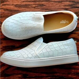 NWOT! BOTKIER "Hayley" White Leather Croc Print Slip-On Shoes Sneakers-sz.8